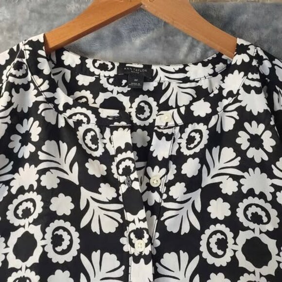 Elie Tahari Yellow Stretch Scoop Tank Top M/L Elevated Basics Layering Essential - Picture 6 of 10